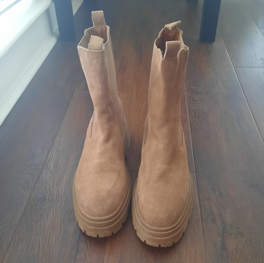 Zara tan brown faux suede booties